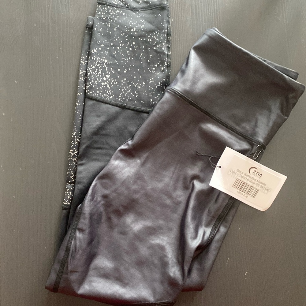 Zyia active black reflective light n tight hi- rise